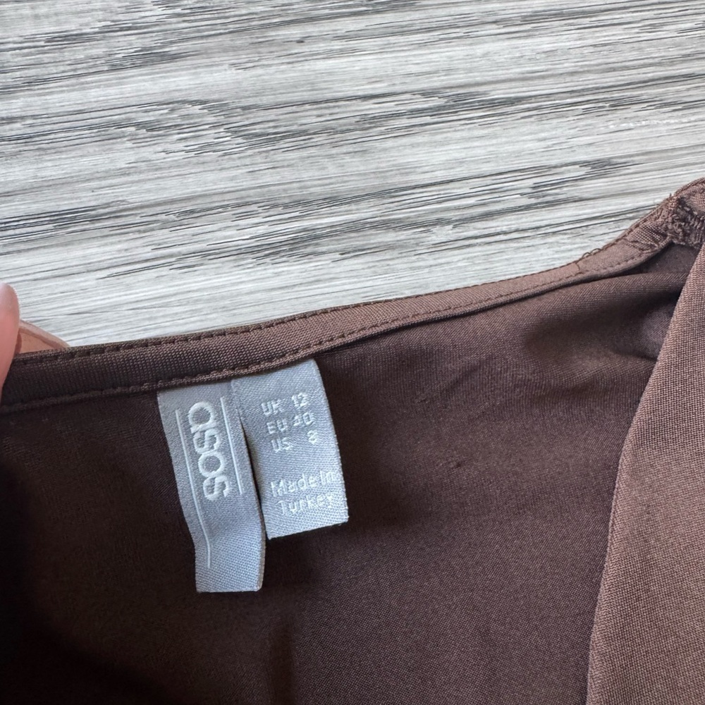 ASOS Brown Long Sleeve Ruched Front Top - Picture 2 of 4